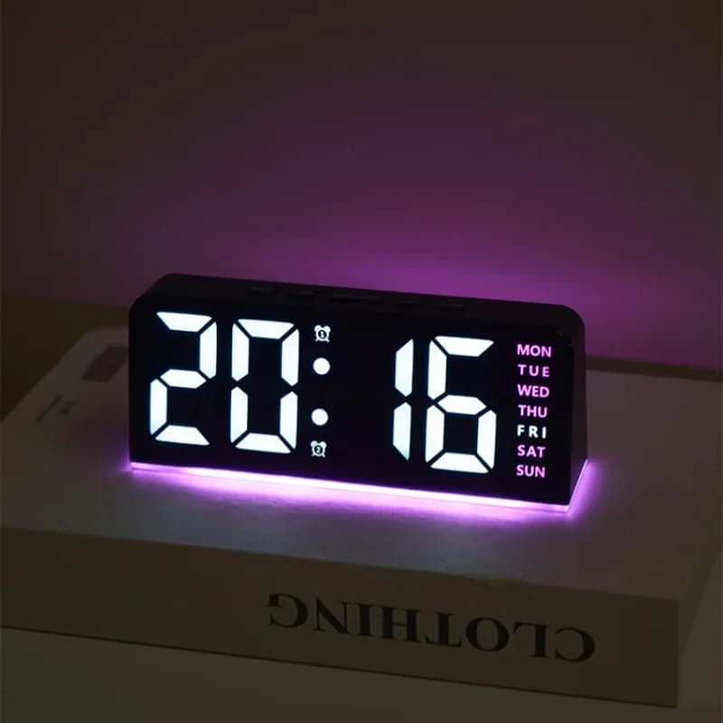 Cyfrowy budzik USB z lampką nastrojową – termometr, data, 2 alarmy, drzemka, 12/24 h